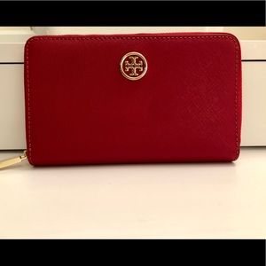 Tory Burch Robinson Saffiano Leather Zip Cone